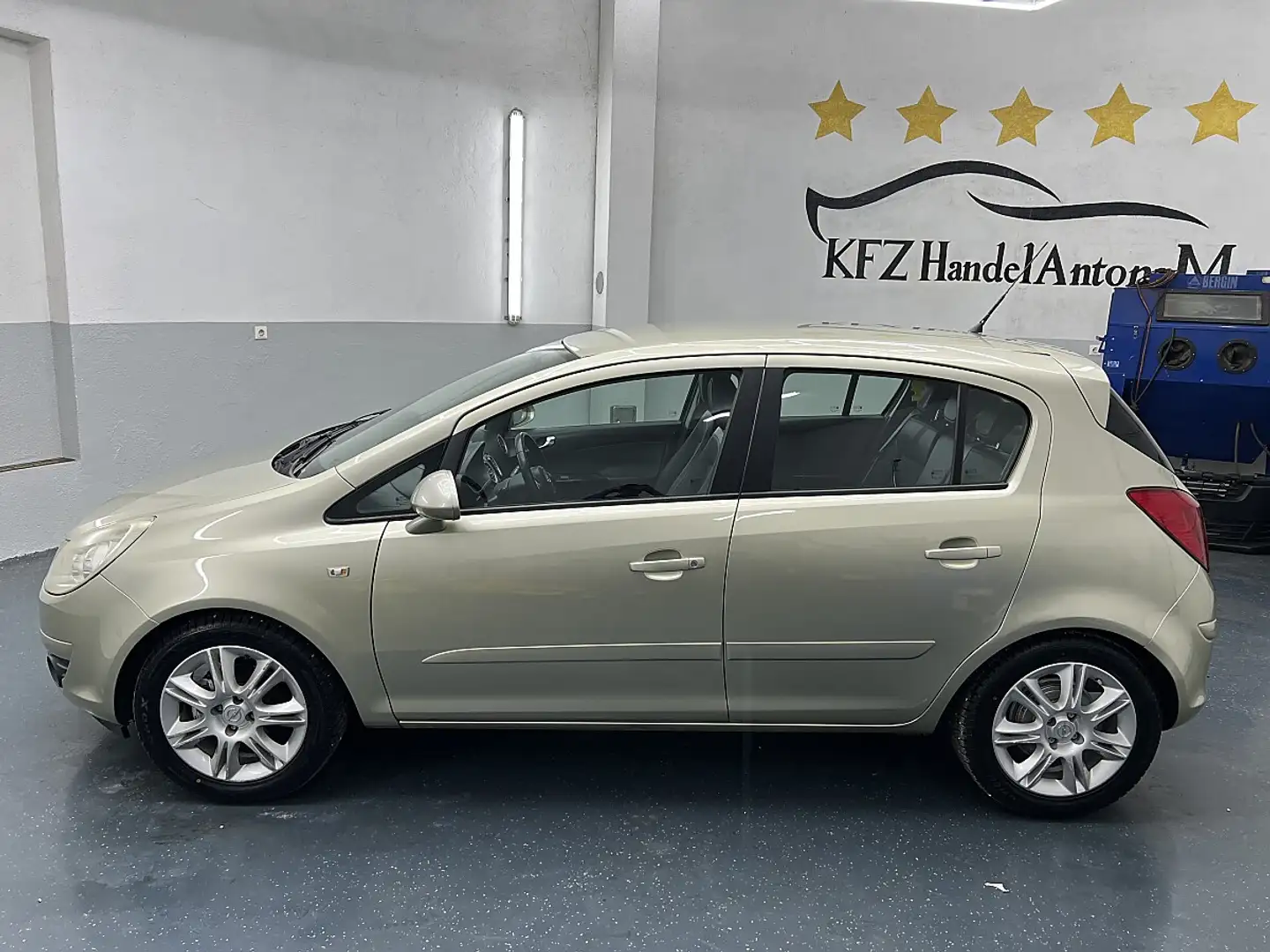Opel Corsa 1,2 Cosmo * SOFORT FINANZIERUNG & EINTAUSCH MÖG... Grau - 2
