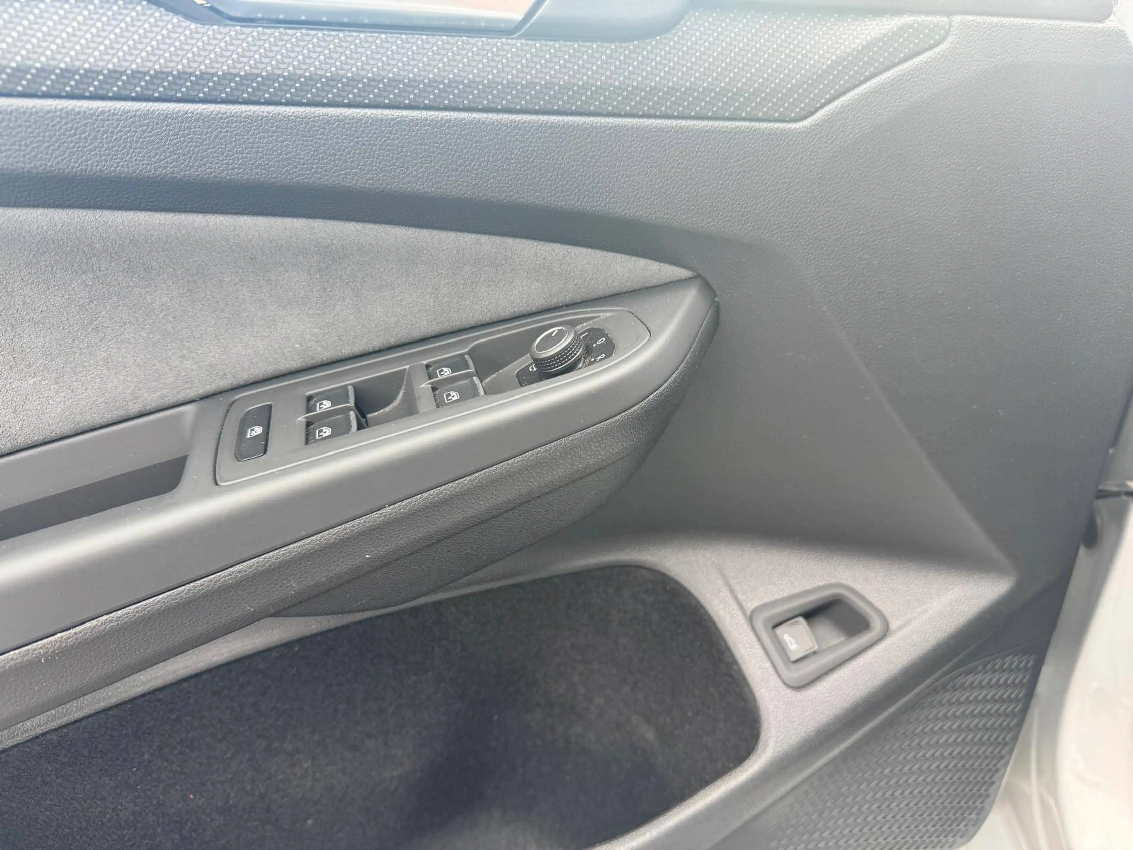 Volkswagen Golf Variant Golf Variant 2.0 TDI SCR DSG R-Line / 1er OWNER  JUSQU'A 36 MOIS DE GARANTIE — photo 9