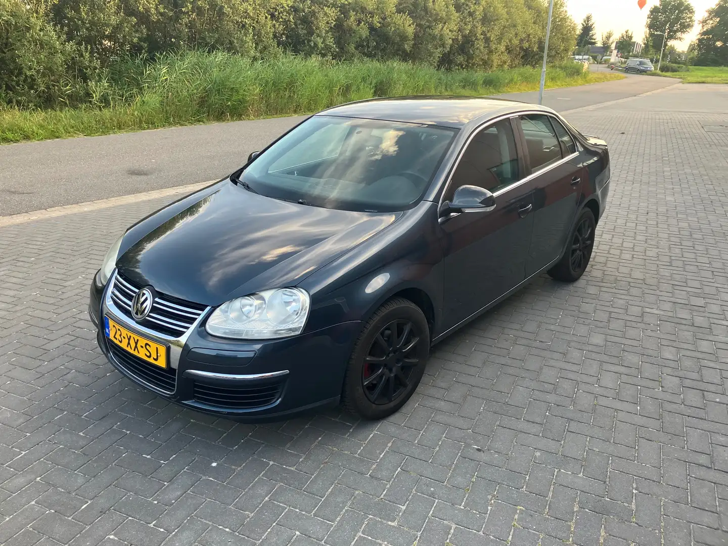 Volkswagen Jetta Jetta 1.6 Comfortline Blauw - 1