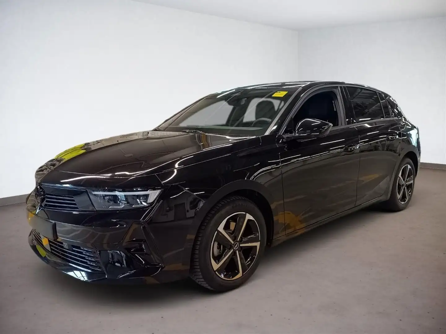 Opel Astra 5-Türer GS 1.2 Turbo S/S 6G *AHK*MATRIX* Schwarz - 2