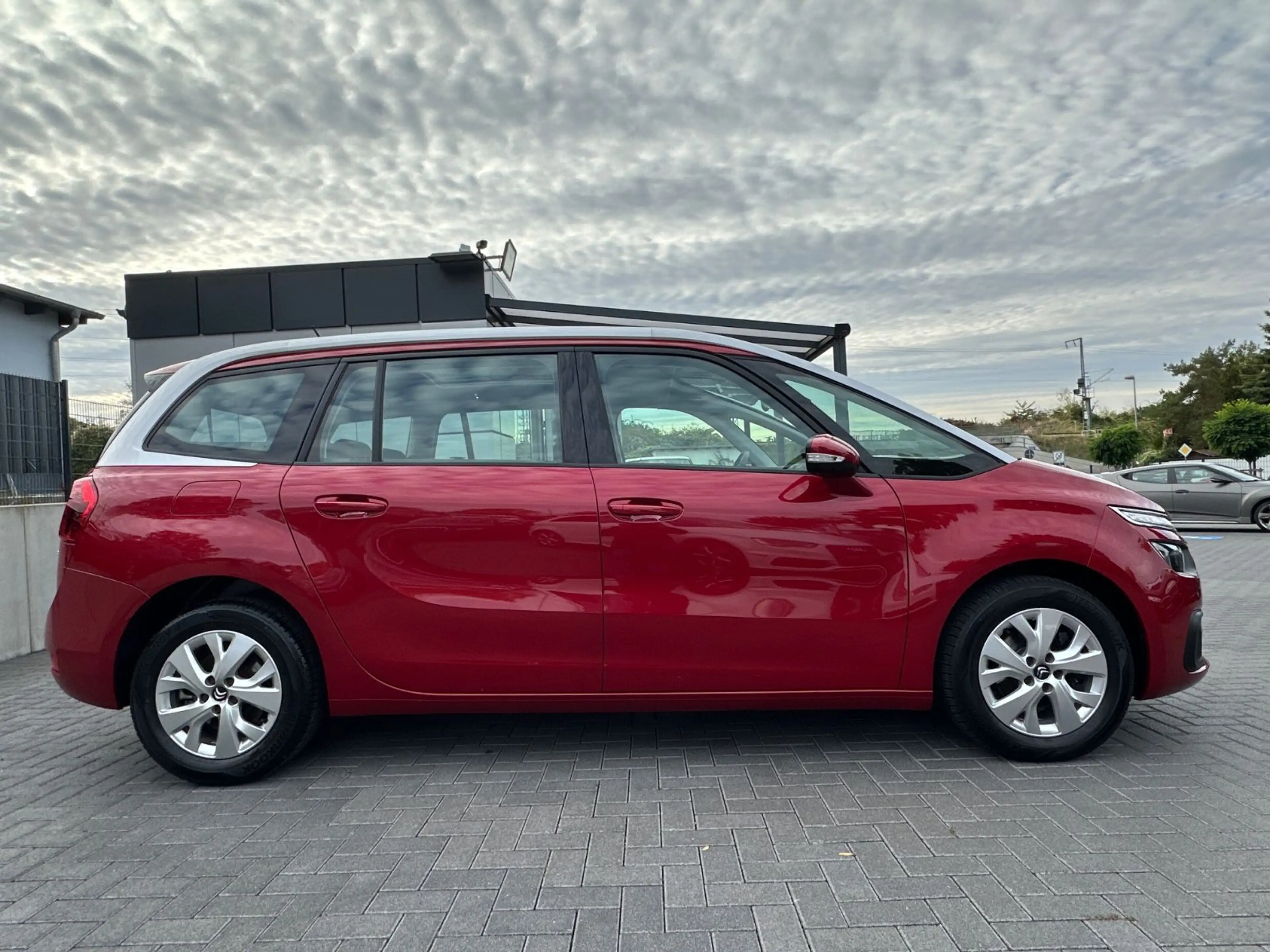 Citroen Grand C4 Picasso Grand C4 Feel 7-Sitzer*Klima*Temp*Navi*Phone*PDC — photo 7