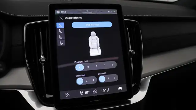 Volvo XC90 view 14