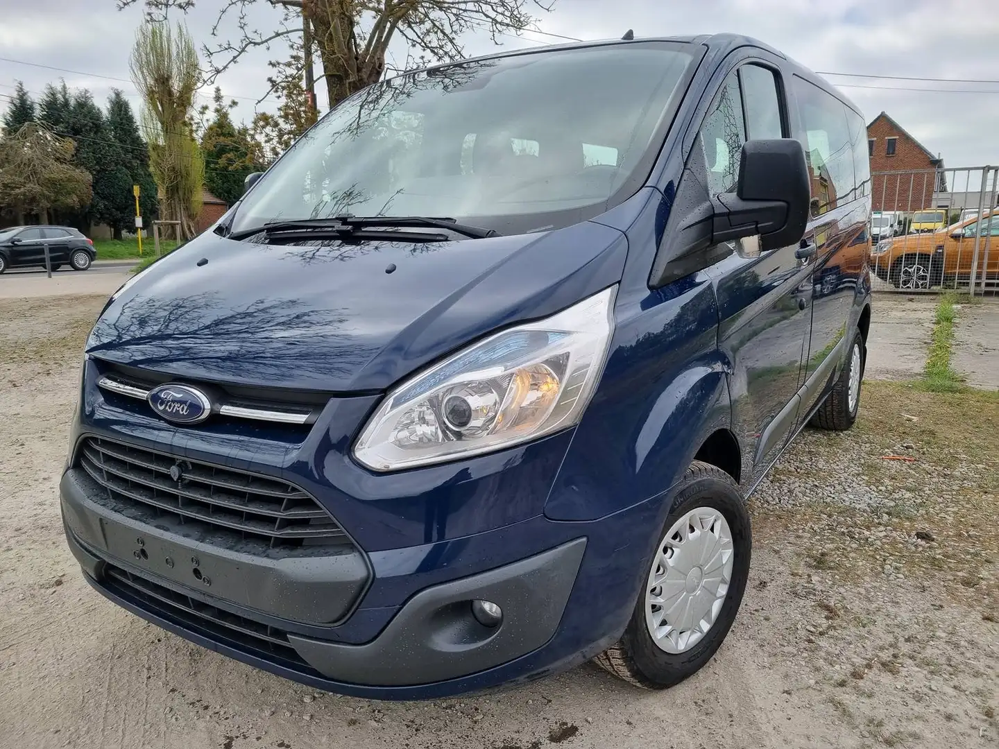 Ford Transit Custom 9places minibus 2.2tdci 110cv 80kw Airco 137000km Blauw - 1