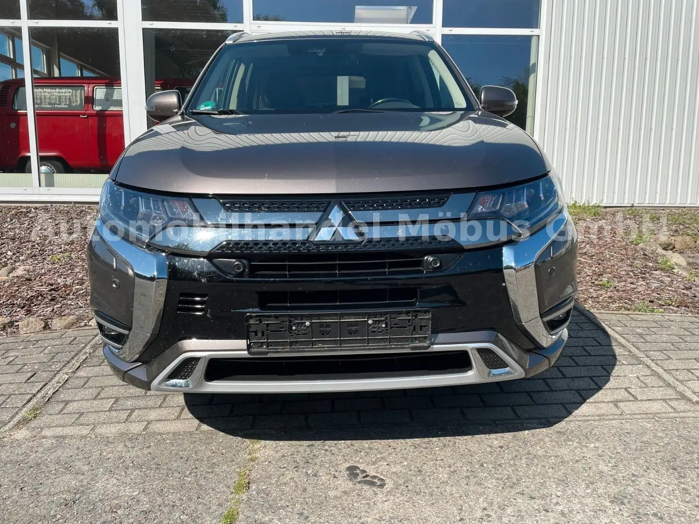 Mitsubishi Outlander Brun - 2