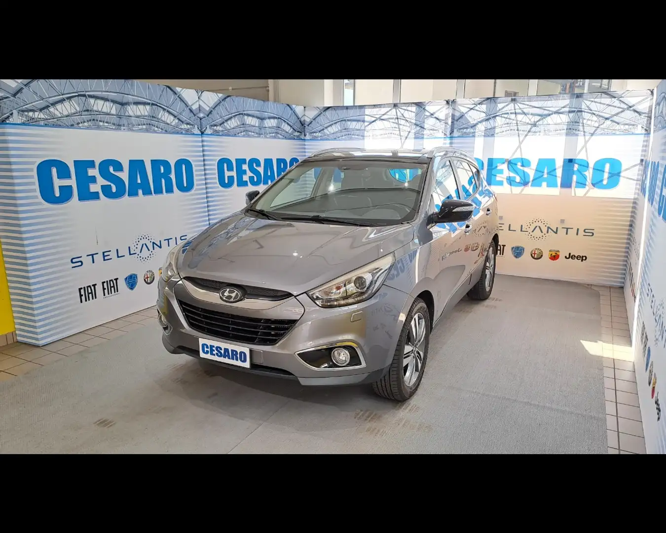 Hyundai iX35 1.7 CRDi Comfort Gris - 2