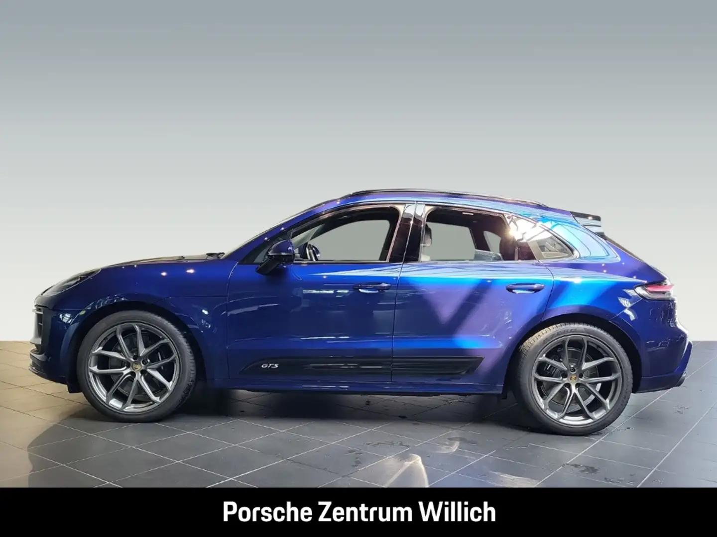 Porsche Macan GTS BOSE Sportabgasanlage Panoramadach LED Blau - 2