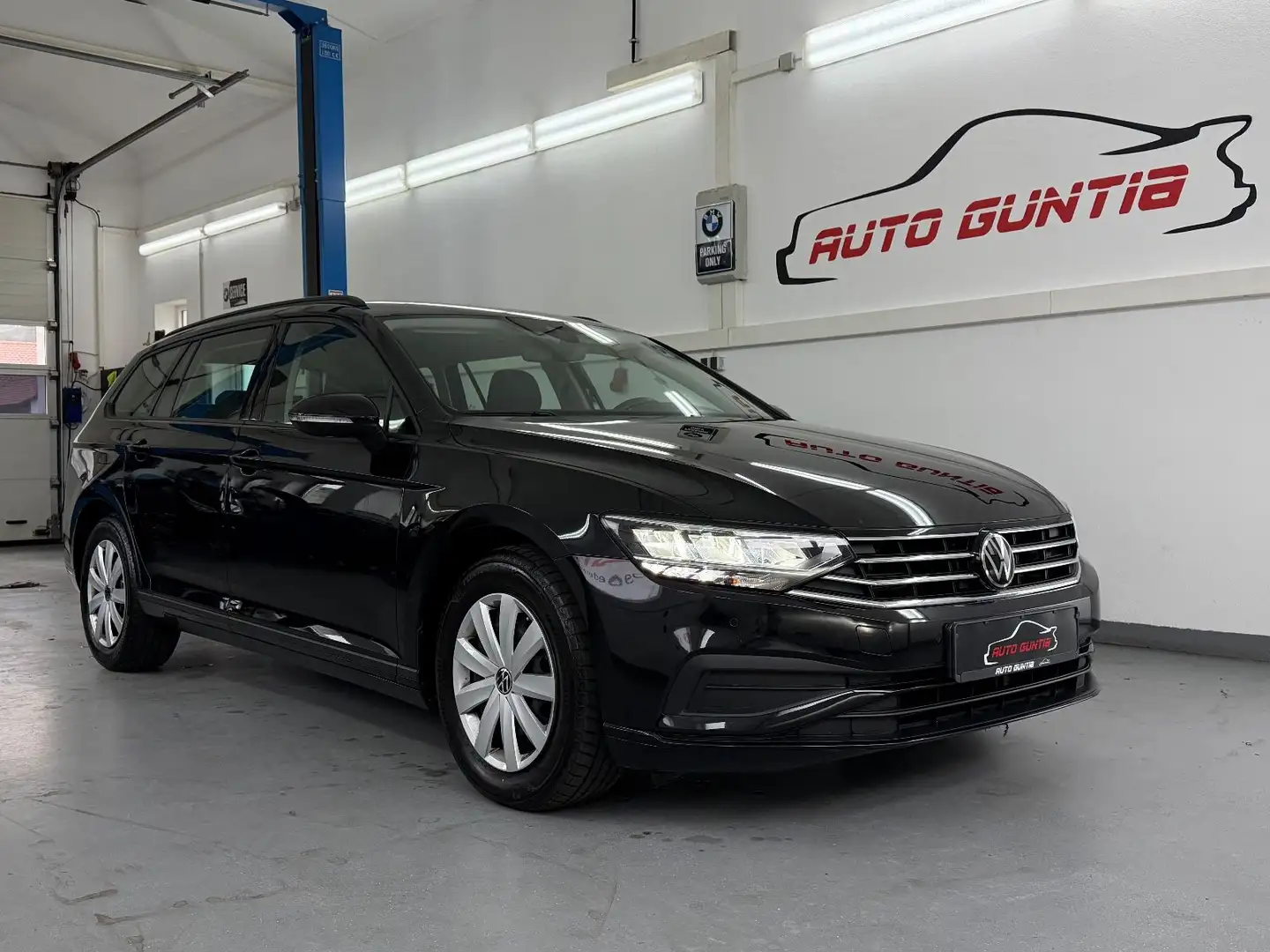 Volkswagen Passat Variant 2.0 TDI DSG*LED*Kamera* Schwarz - 1