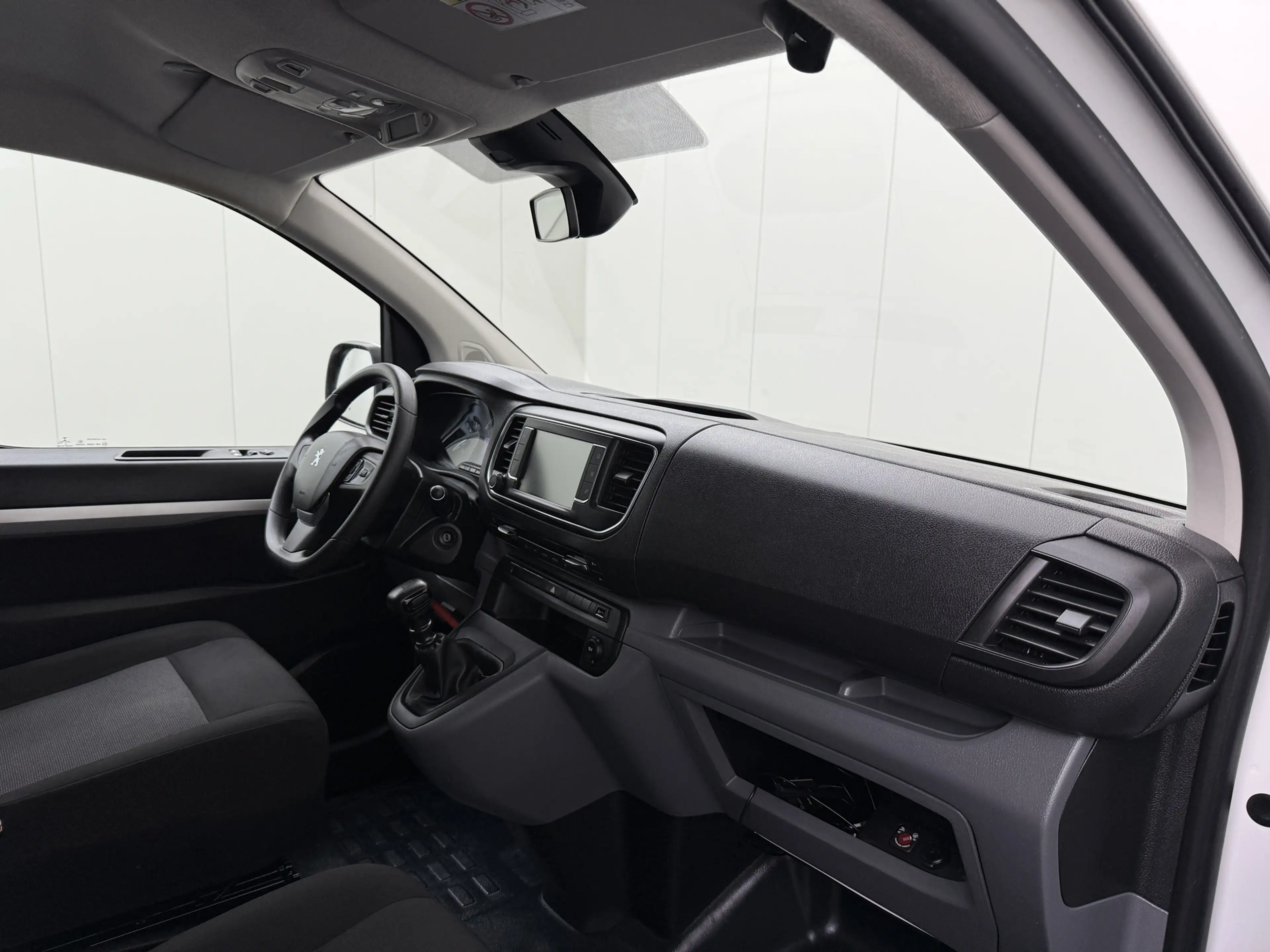 Peugeot Expert 2.0BlueHDI 120PK Long Asphalt Dubbele Cabine | 2xS — photo 23