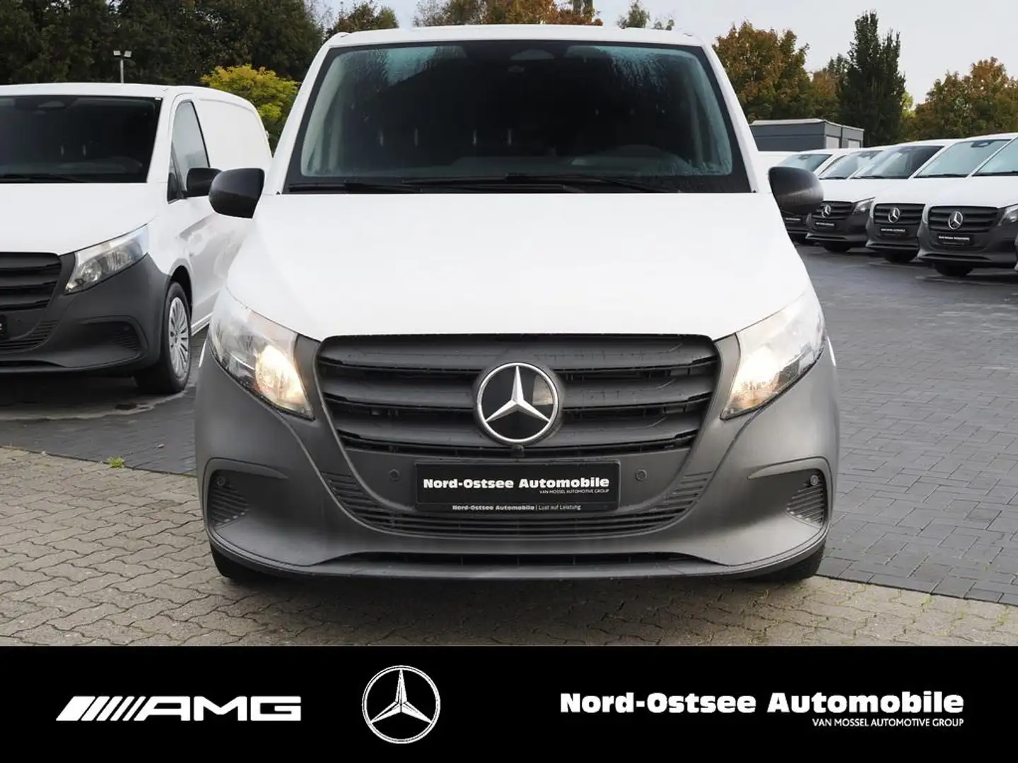 Mercedes-Benz Vito 116 NEUES MODELL AHK KAMERA NAVI MBUX Blanc - 2