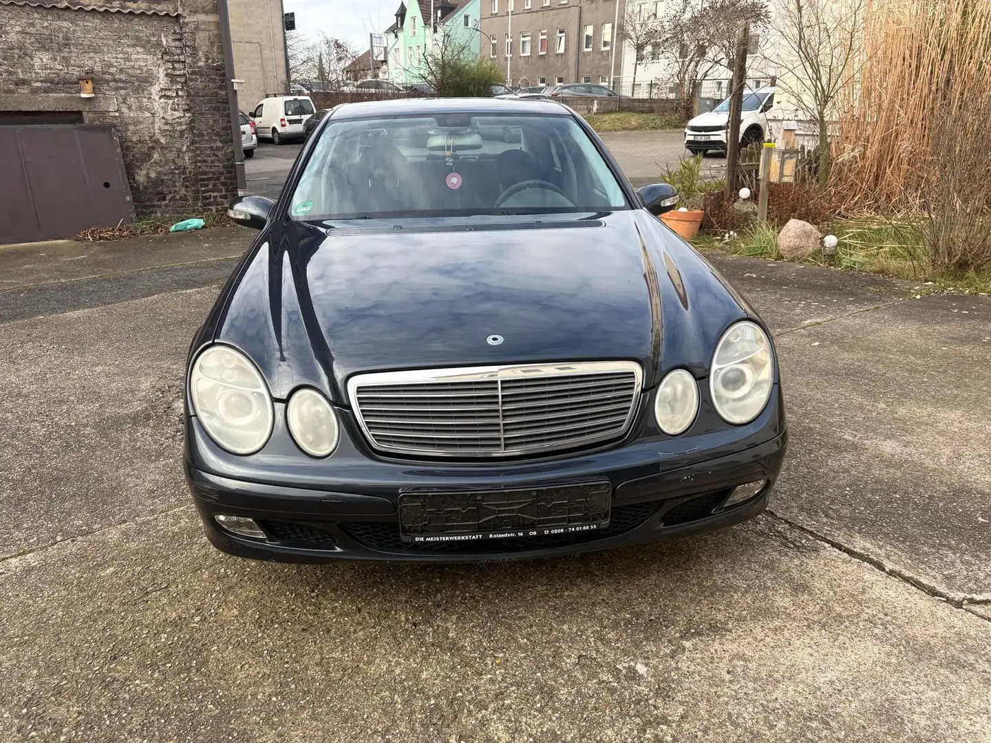 Mercedes-Benz E 240 E-Klasse Classic - 2