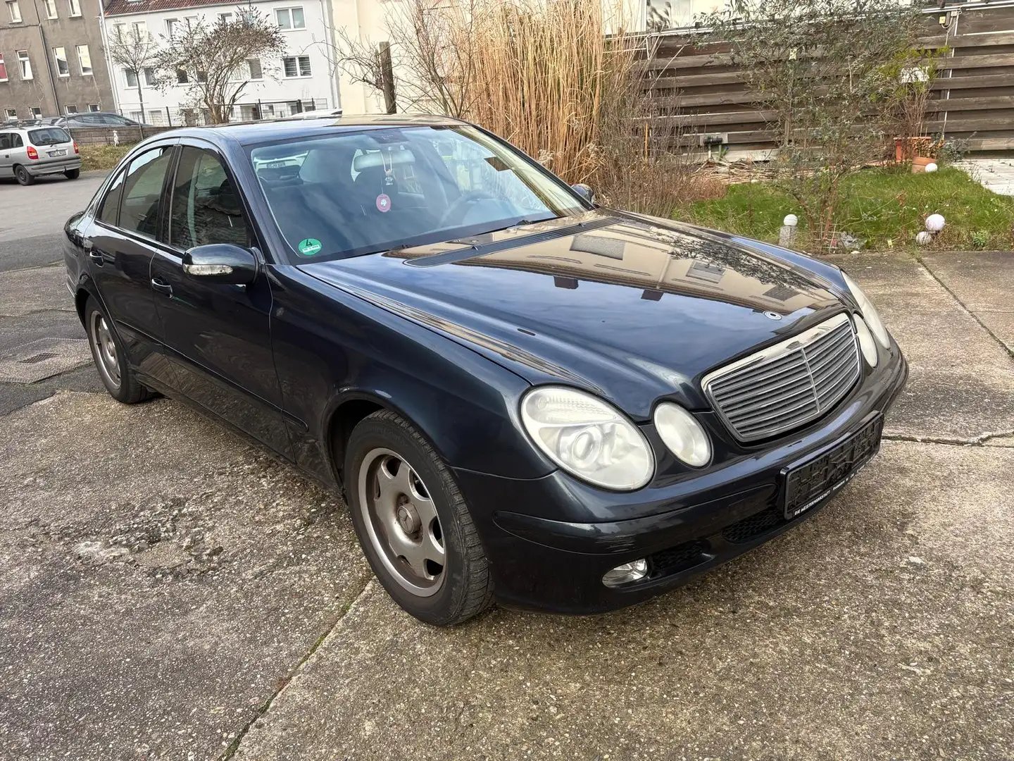 Mercedes-Benz E 240 E-Klasse Classic - 1