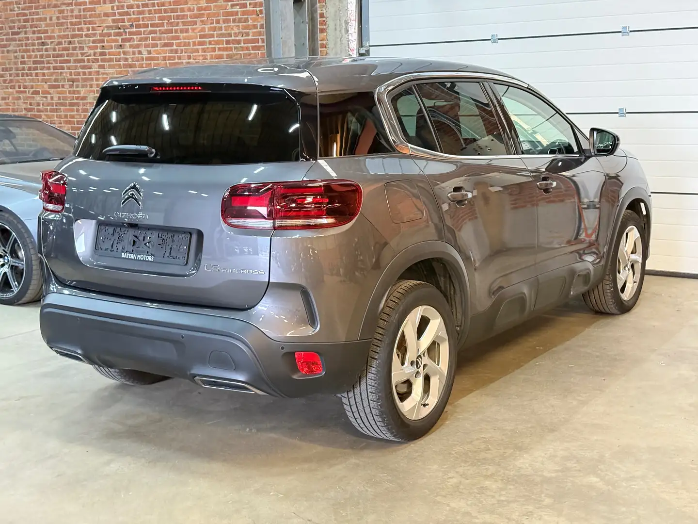 Citroen C5 Aircross 1.2 Benzine Navi CarPlay LED 2023 Camera Garantie Gris - 2