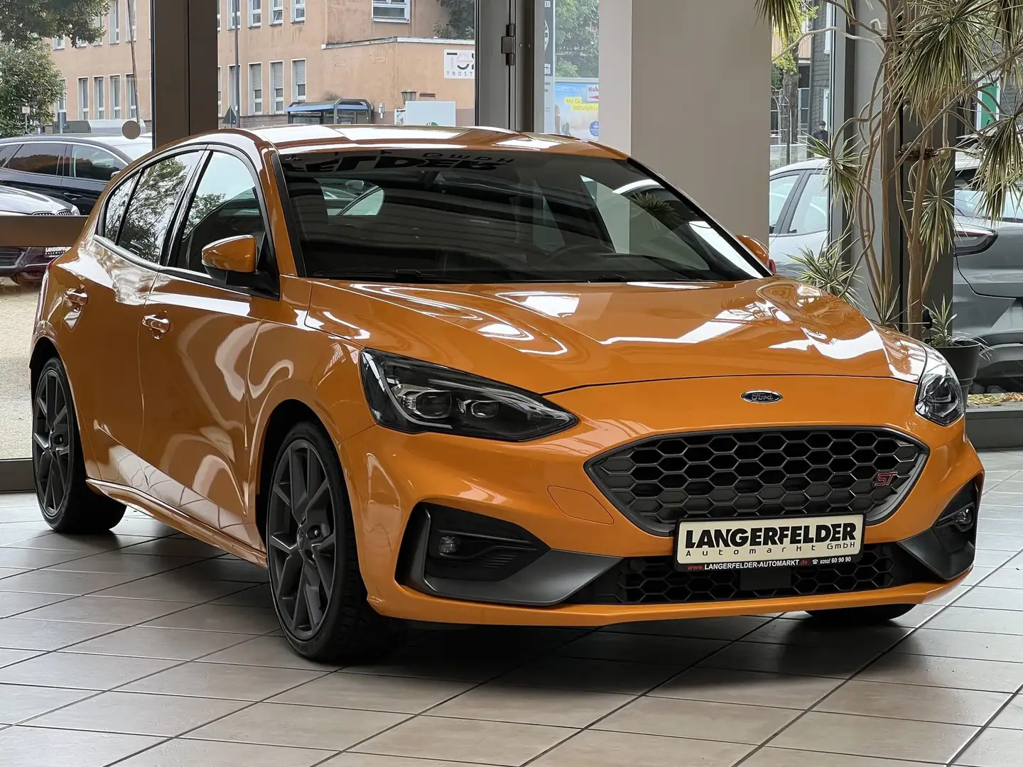 Ford Focus Focus Lim ST 2.3 EcoBoost TOTWINK/CARPLAY/KAMERA Orange - 1