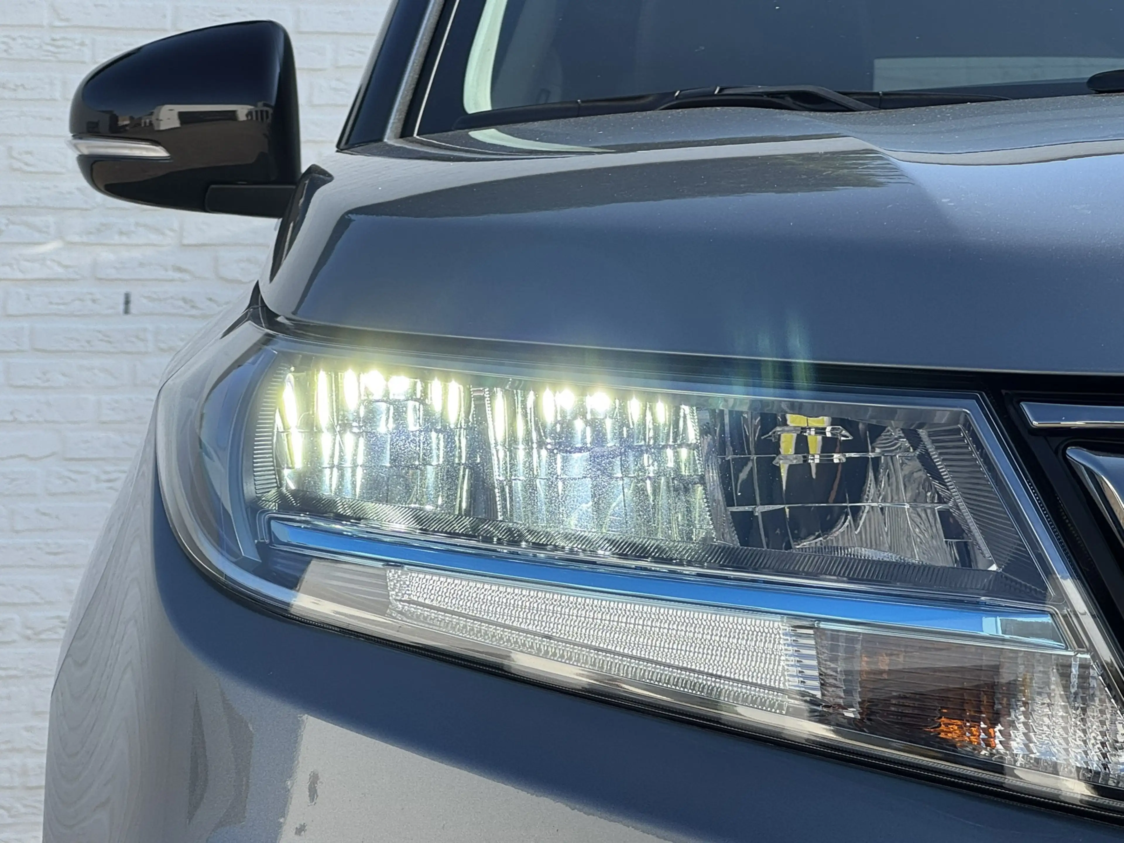 Suzuki Vitara 1.5 Hybrid Style Rhino Edition — photo 43