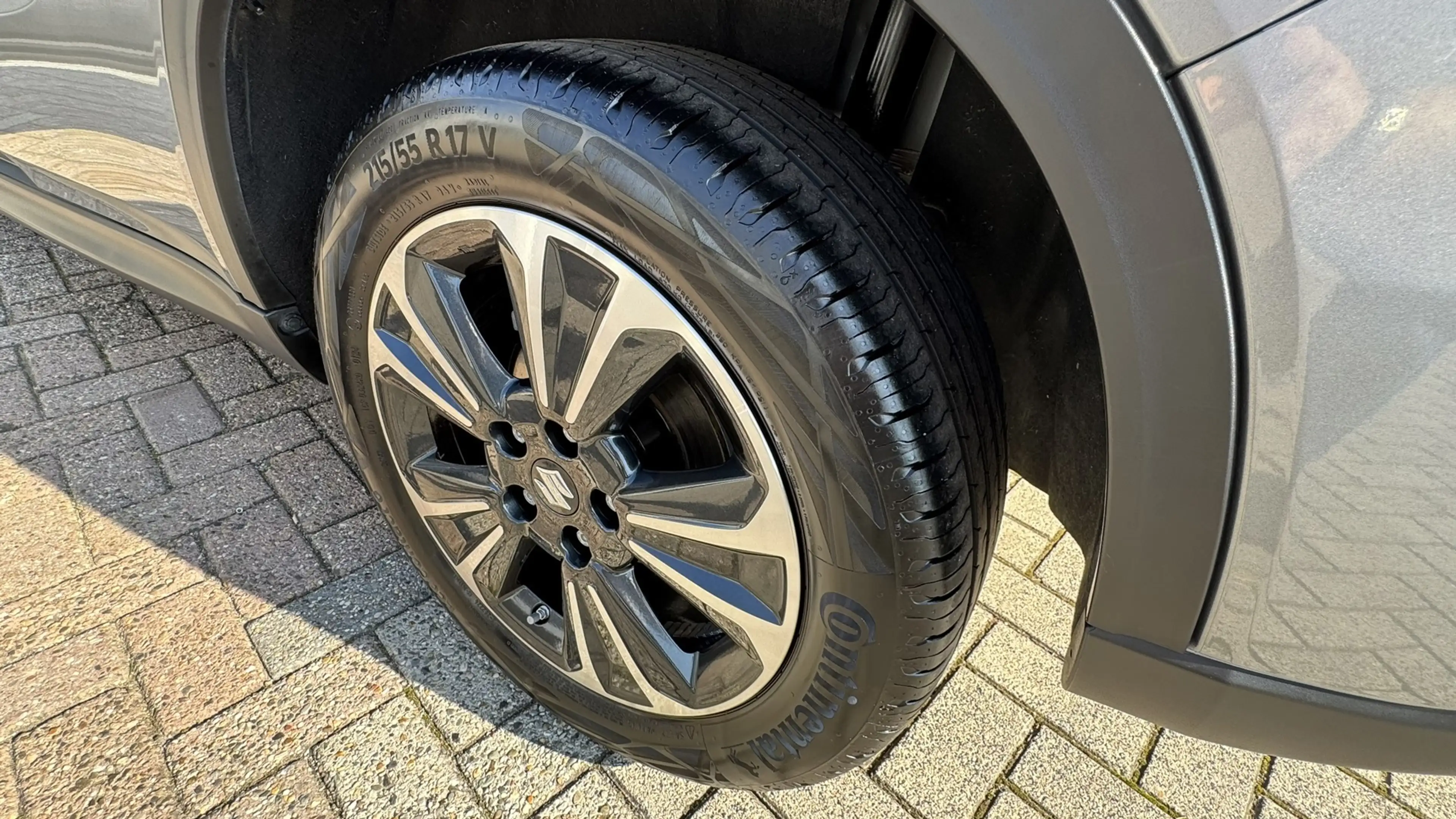 Suzuki Vitara 1.5 Hybrid Style Rhino Edition — photo 46