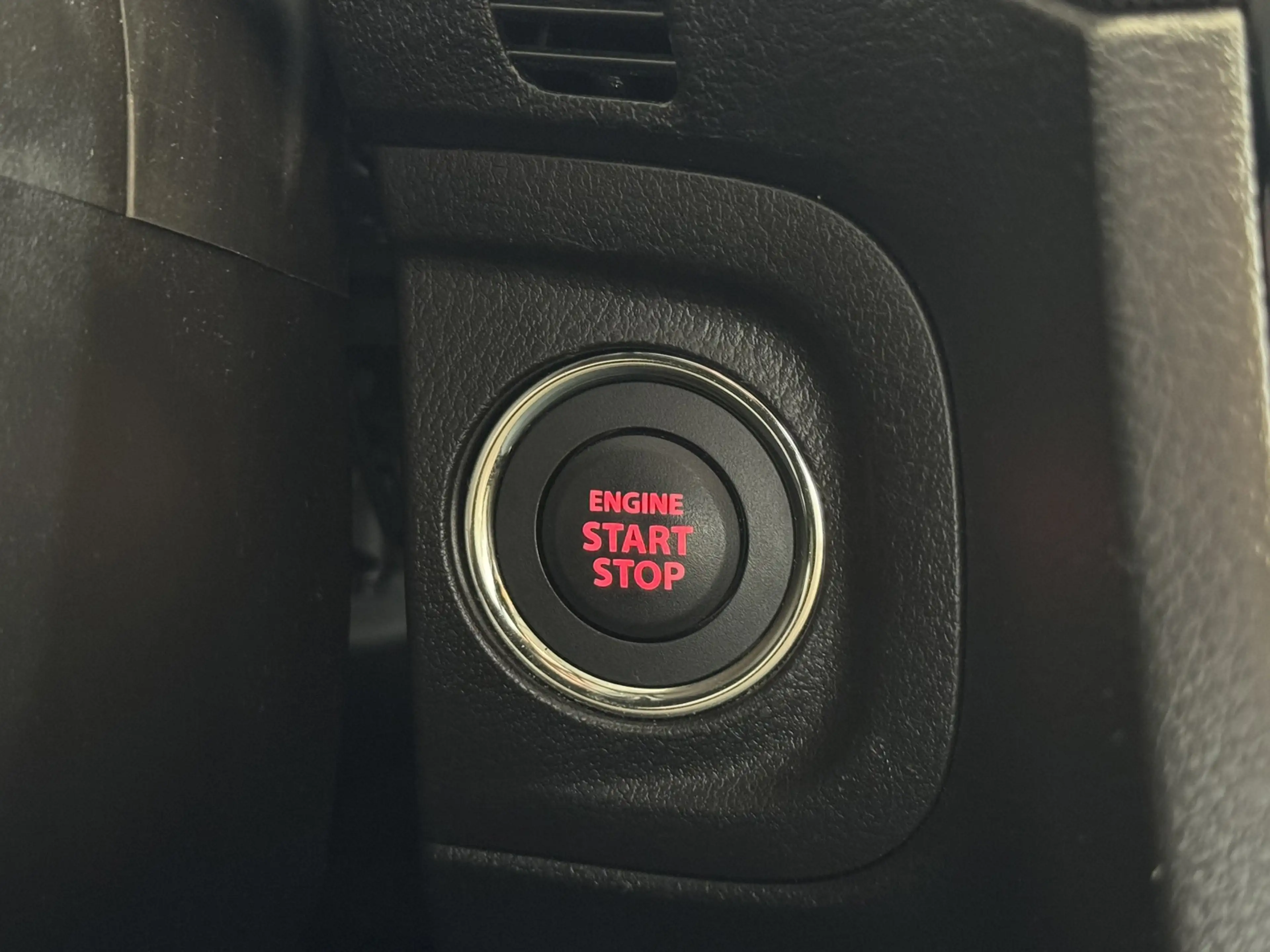 Suzuki Vitara 1.5 Hybrid Style Rhino Edition — photo 31