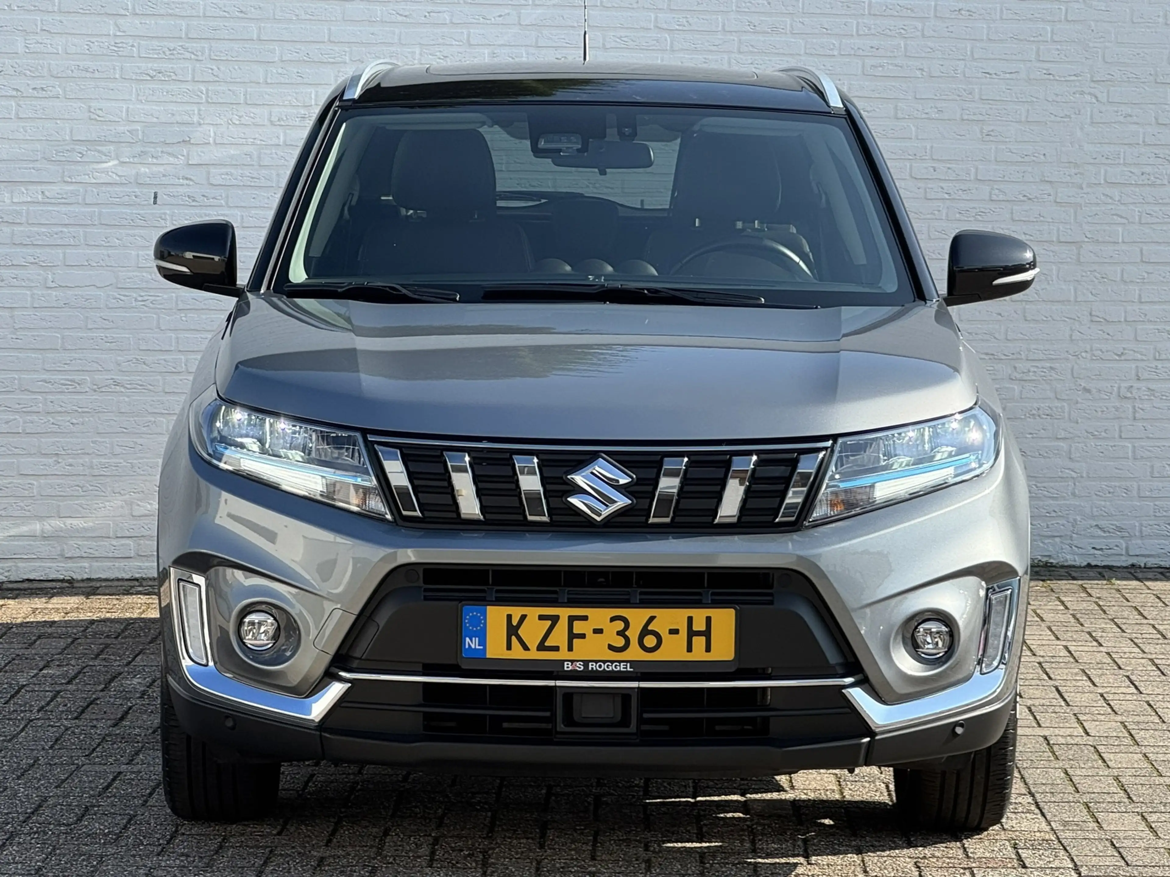 Suzuki Vitara 1.5 Hybrid Style Rhino Edition — photo 12
