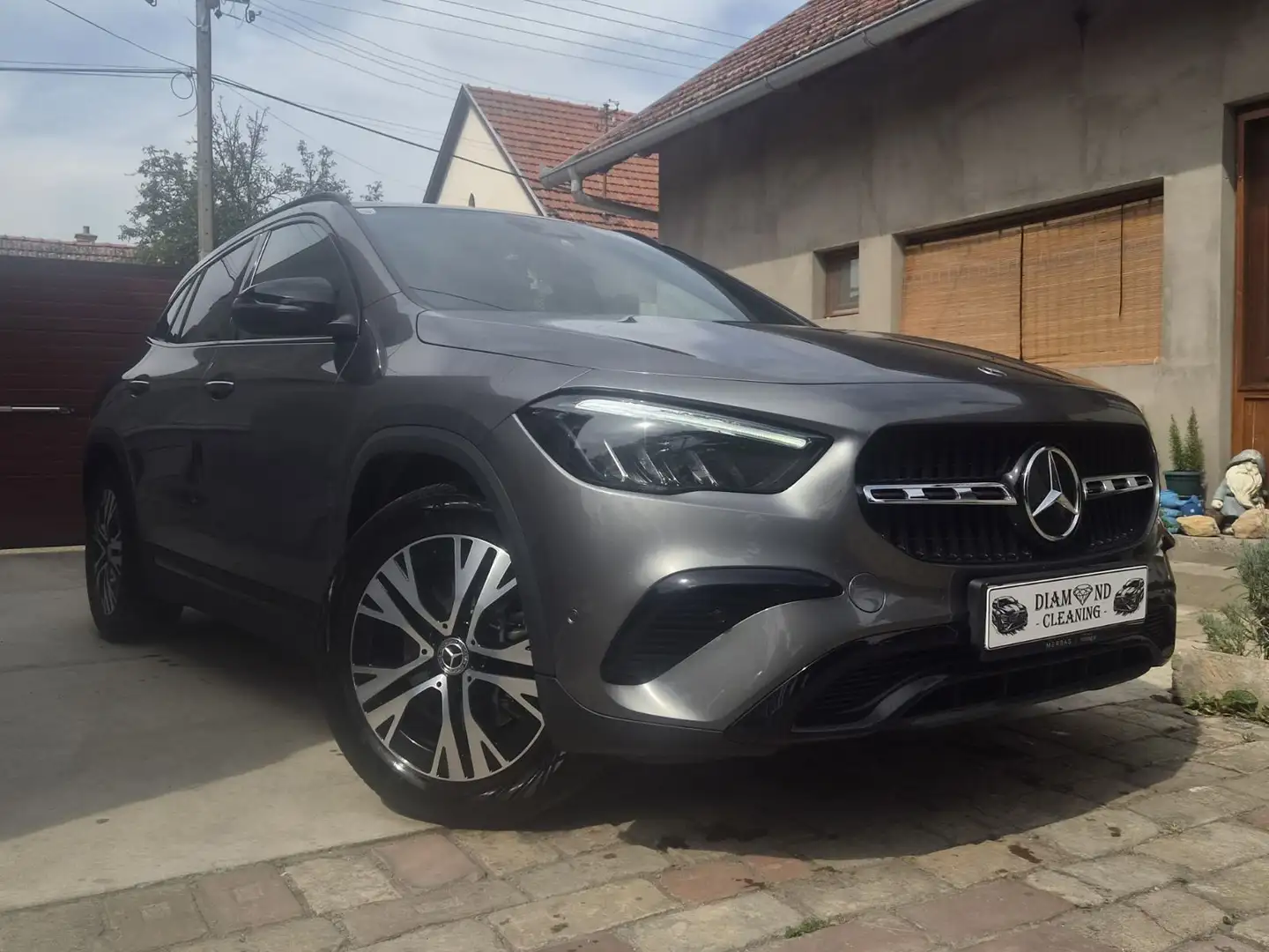 Mercedes-Benz GLA 220 d 4Matic 8G-DCT AMG Line - 1