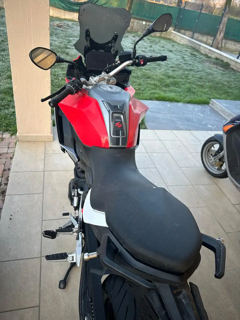 BMW F 900 XR Rojo - 1