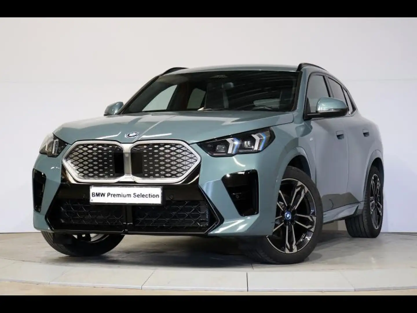 BMW iX2 eDrive20 Kit M Sport Verde - 2