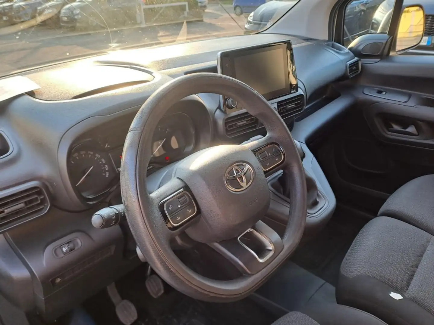 Toyota Proace City 1.5D 100 CV S&S PC 4p. Ground Bianco - 2