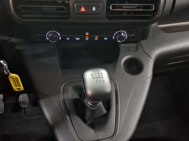 Opel Combo view 10
