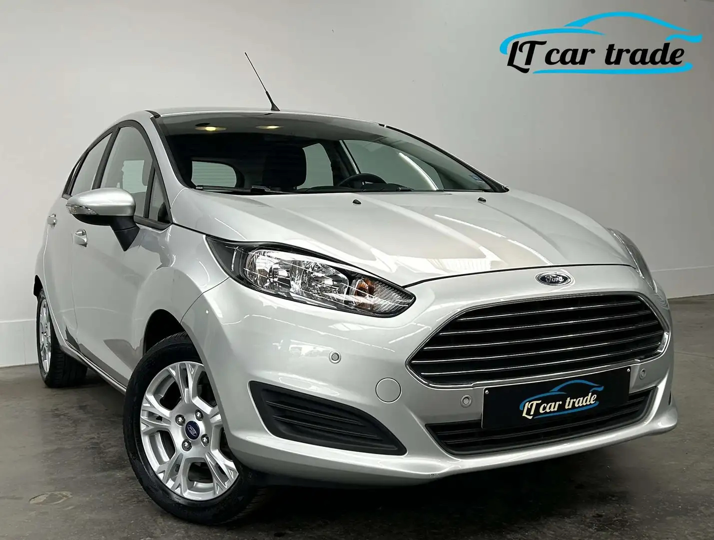 Ford Fiesta 1.0i SYNC EDITION * Bluetooth * Airco * PDC Plateado - 1