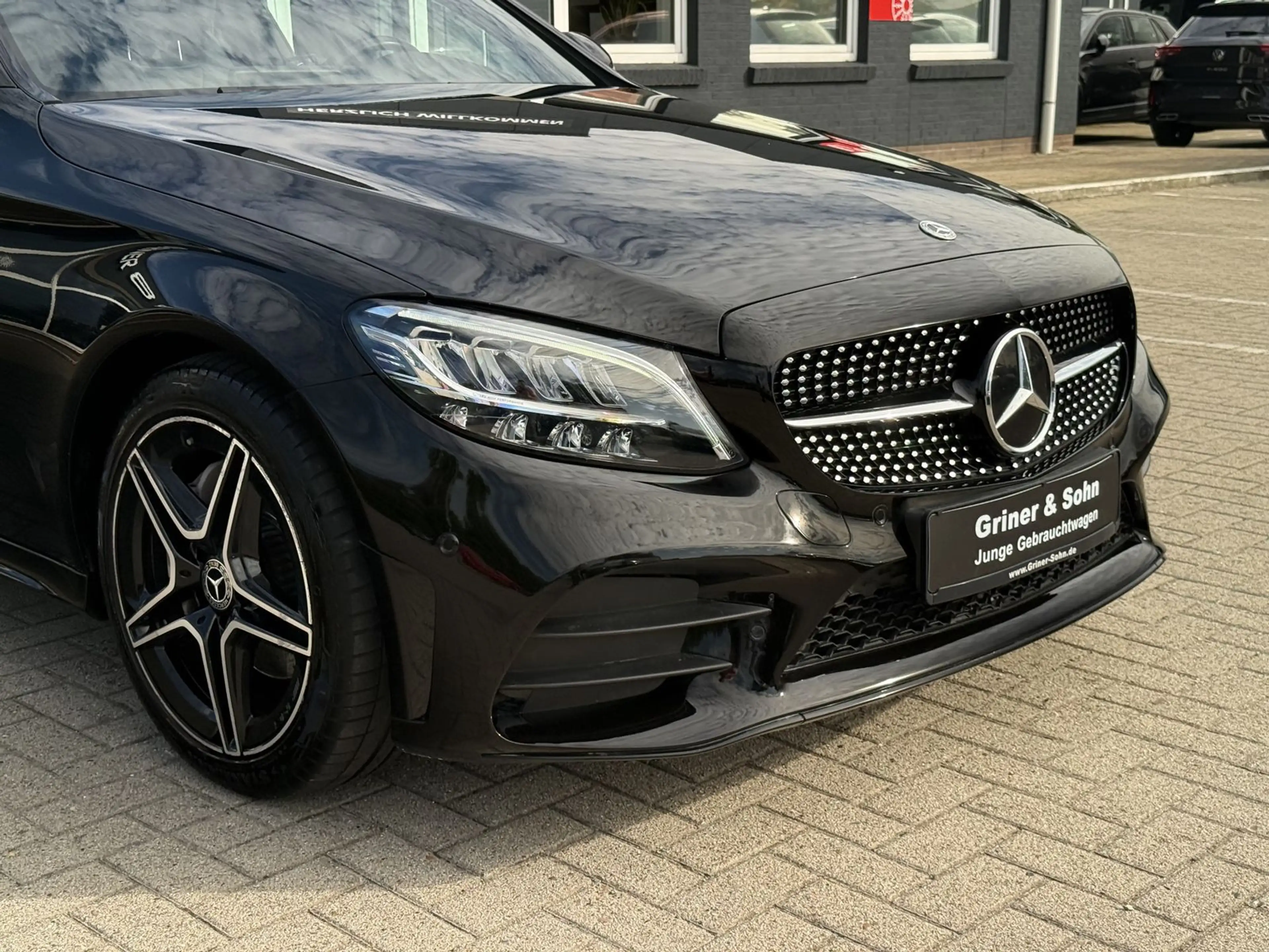 Mercedes-Benz C 200 Coupe,AMG,Night,18-Zoll,R-Kamera,LED-Licht — photo 4