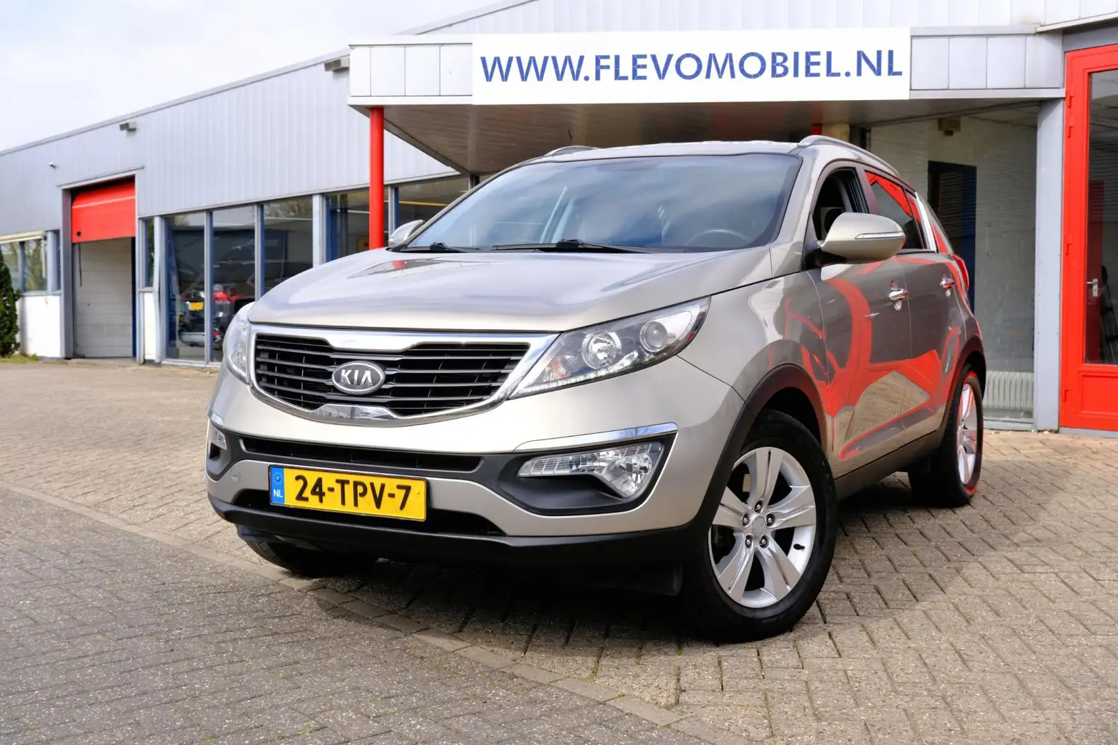 Kia Sportage 1.6 GDI X-ecutive Plus Pack Clima Gri - 1