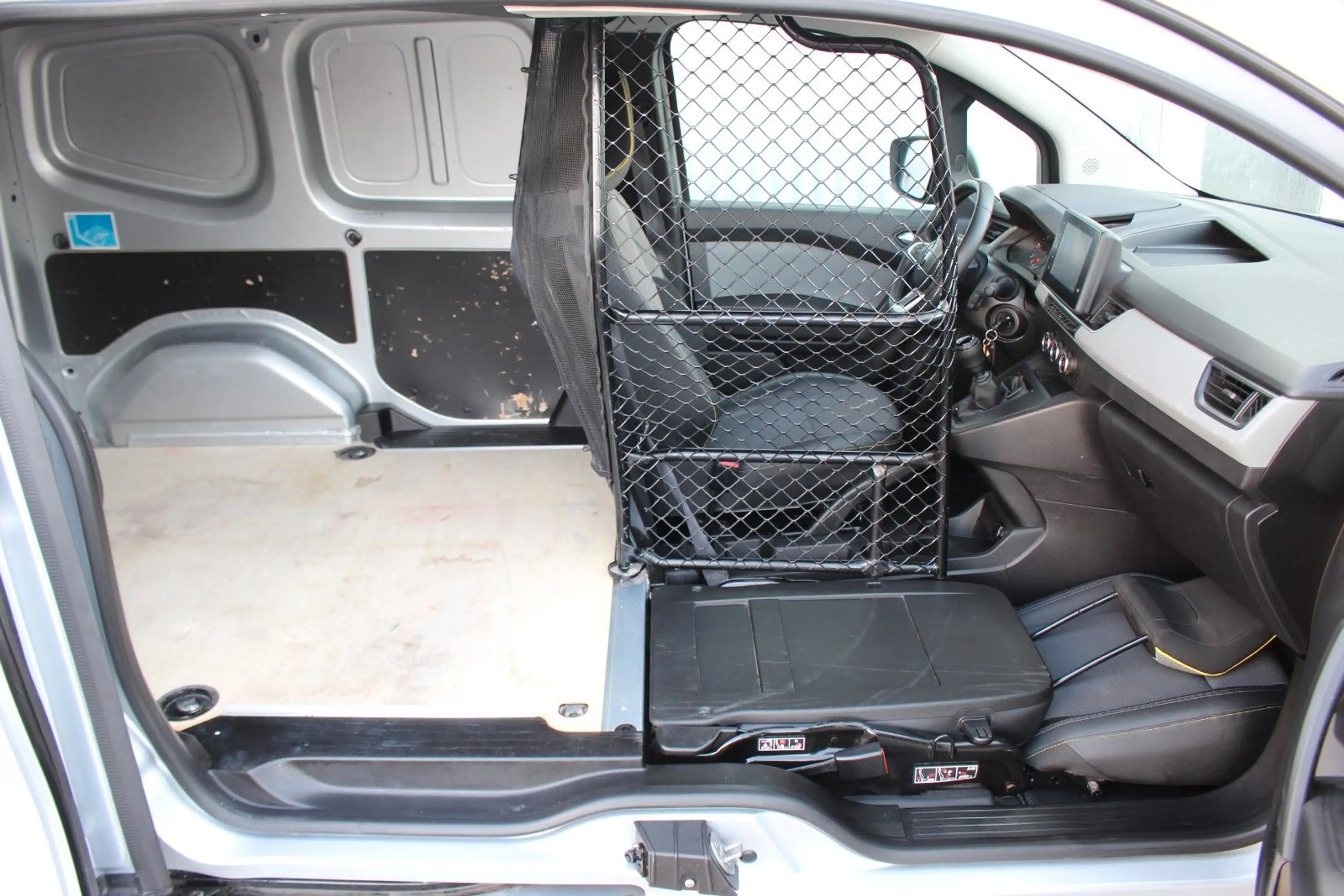 Renault Kangoo III Rapid Extra+Klima+Kamera+Carplay — photo 9