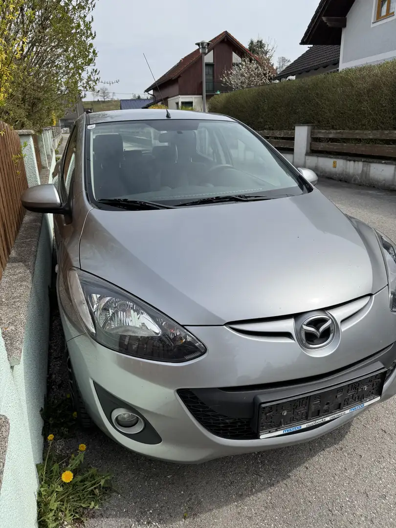 Mazda 2 Mazda 2 1,3i Mirai Mirai Silber - 2
