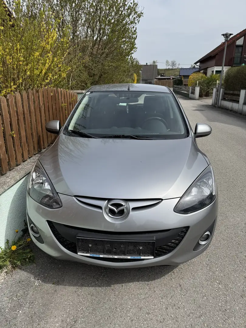 Mazda 2 Mazda 2 1,3i Mirai Mirai Silber - 1
