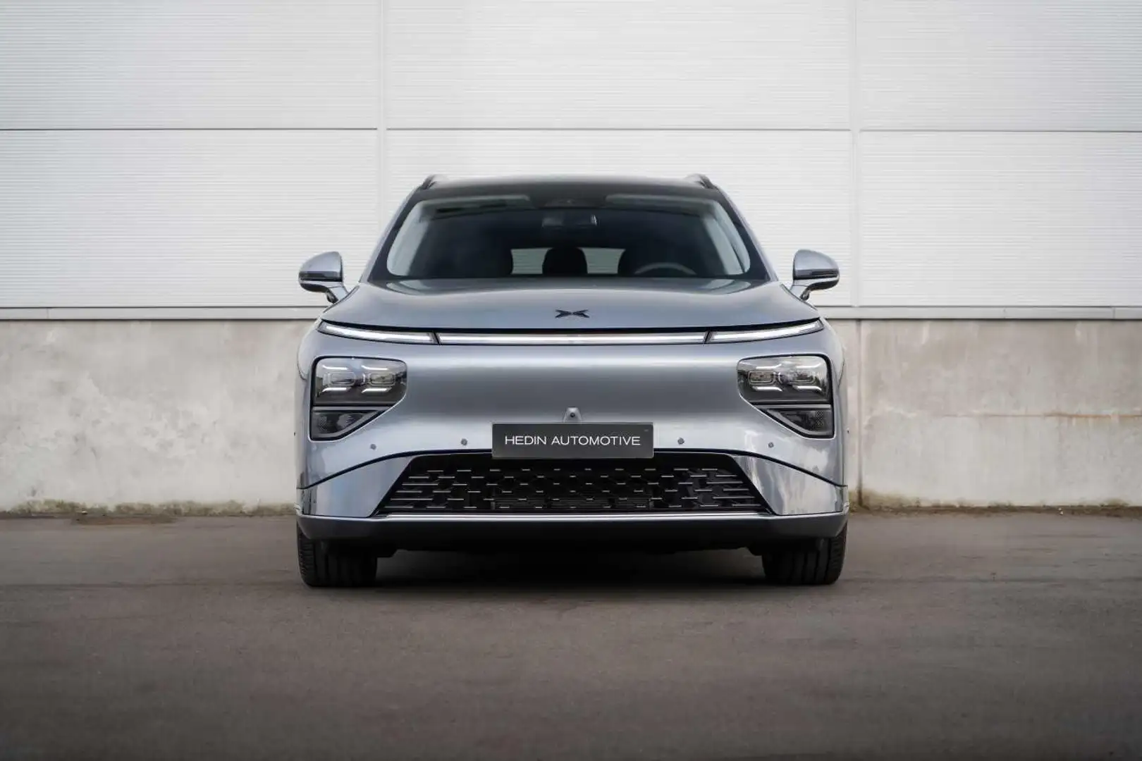 Xpeng G9 AWD Performance Launch Edition - 2
