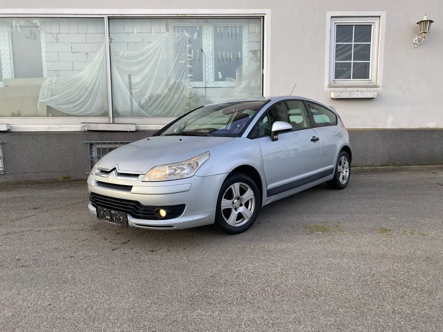 Citroen C4 1,6 HDi 90 VTR FAP Srebrny - 1