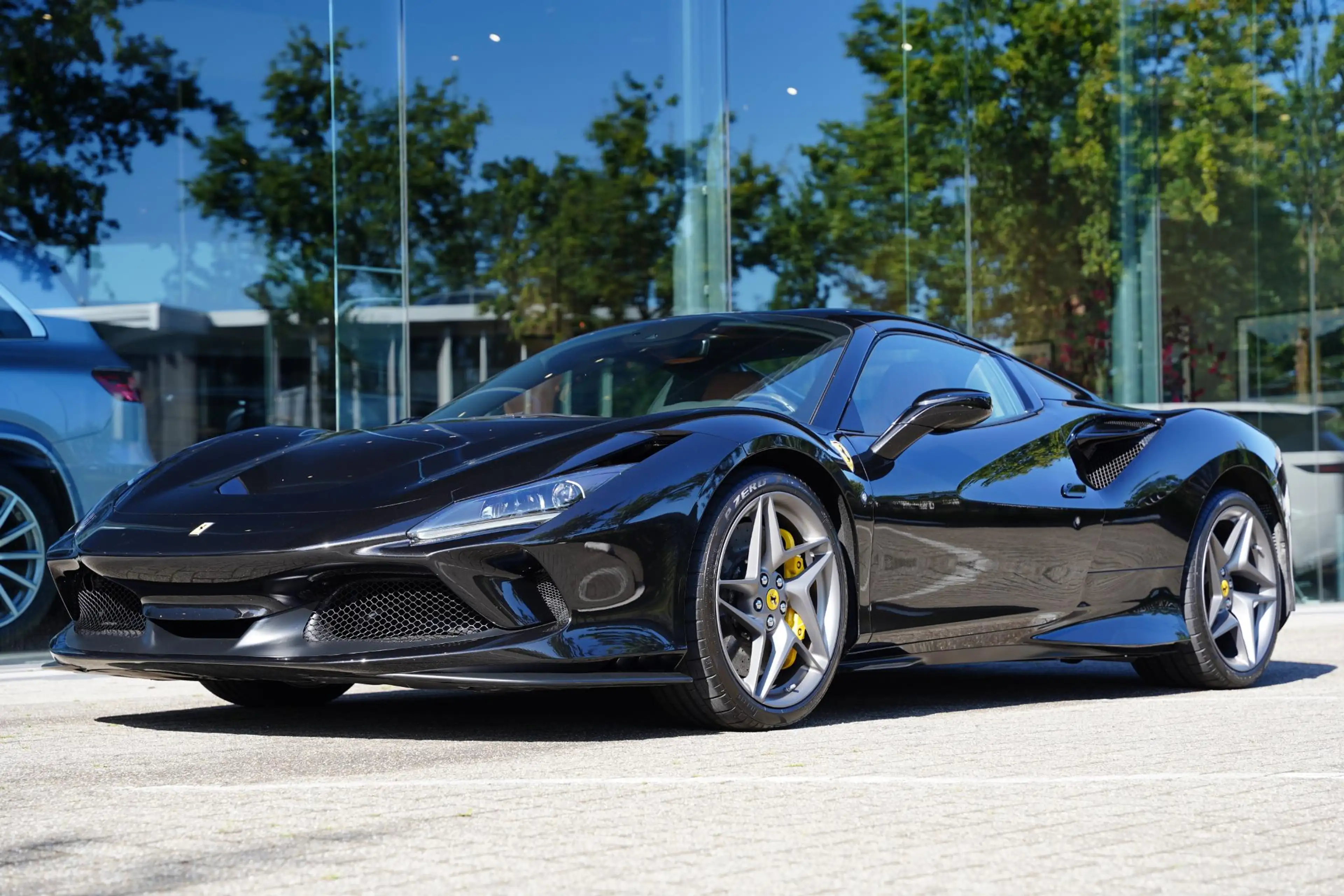 Ferrari F8 Spider 3.9 V8 HELE / Lifting / Carbon / JBL — photo 2