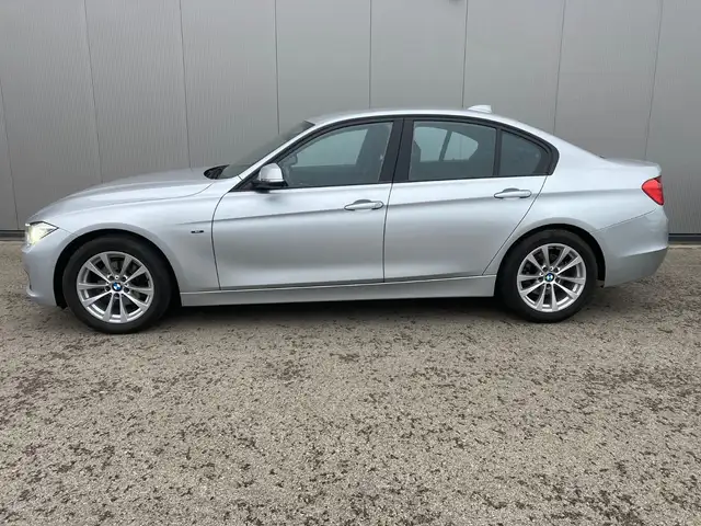 BMW 316 i Sport Line *Sportsitze*PDC*Xenon*17"Alu