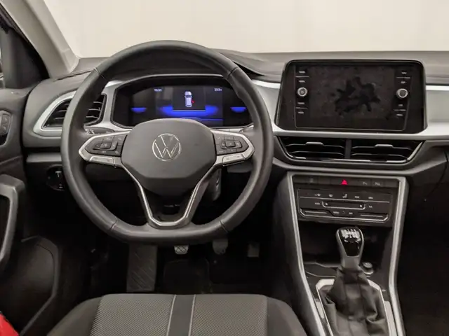 Volkswagen T-Roc view 7