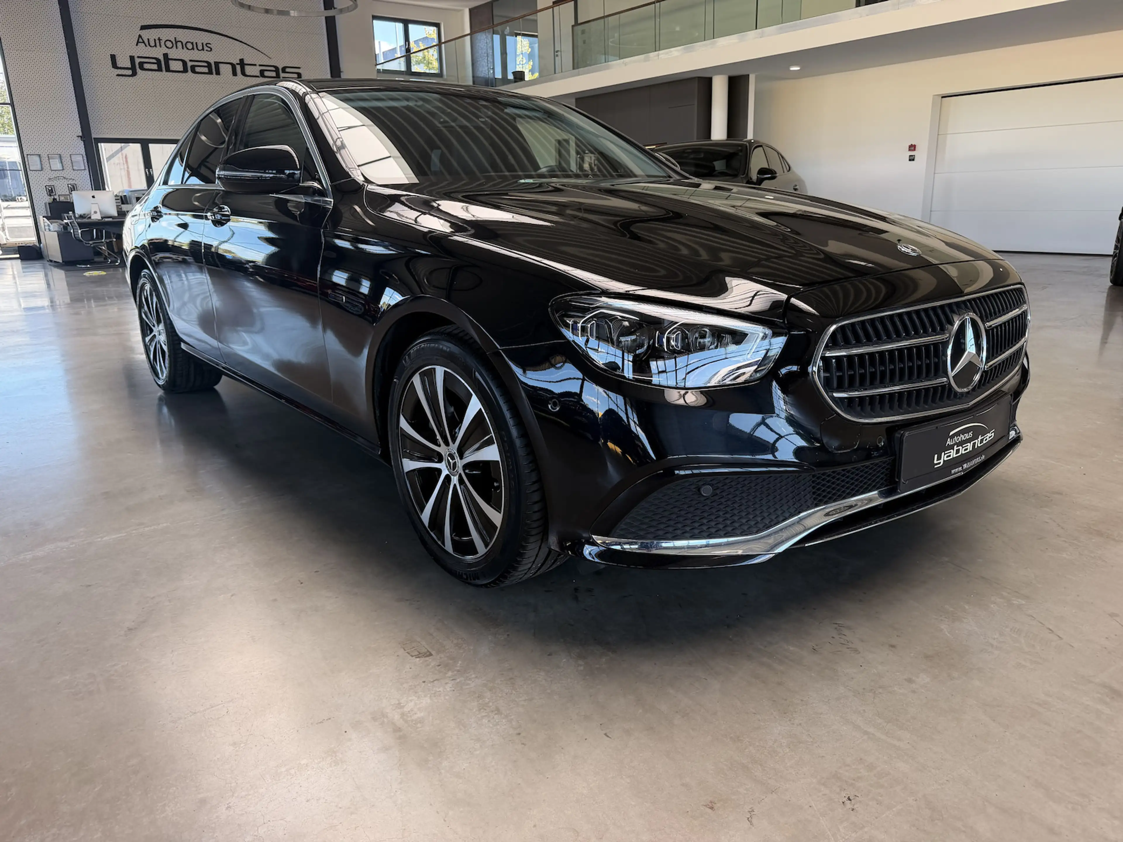 Mercedes-Benz E 300 de Avantgarde Widescreen Totwinkel SHD LED — photo 3