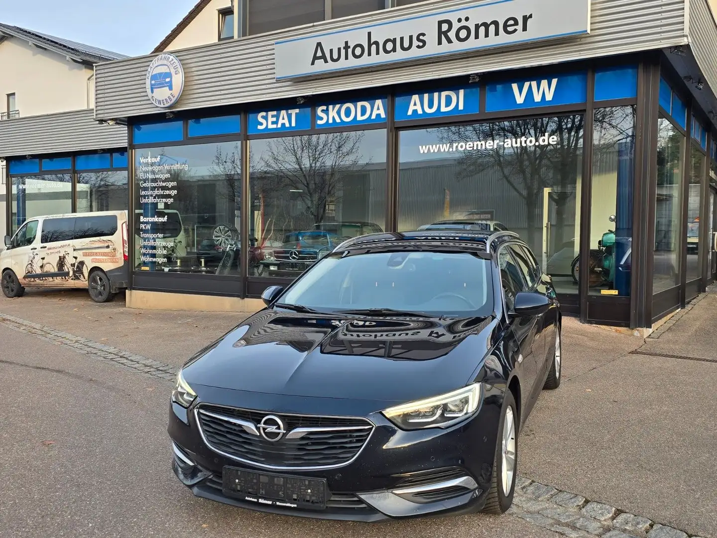 Opel Insignia Sports Tourer 2.0 CDTI Innovation Bleu - 1