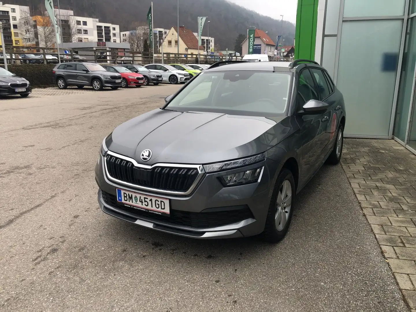Skoda Kamiq Ambition TSI Grau - 2