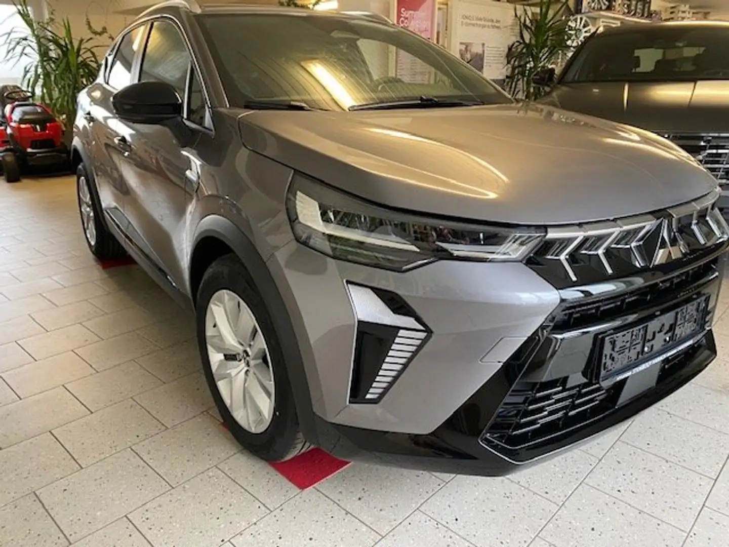 Mitsubishi ASX Petrol Invite S+C 25 Grau - 2