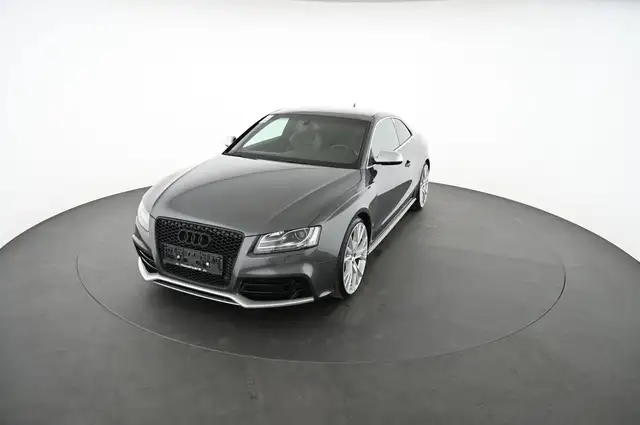 Audi RS5 view 11