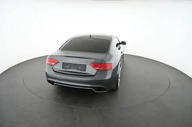 Audi RS5 view 12
