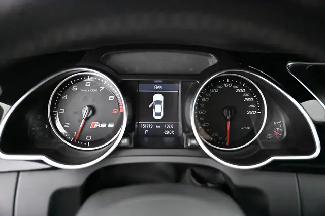 Audi RS5 view 27