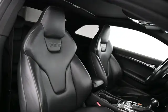 Audi RS5 view 20