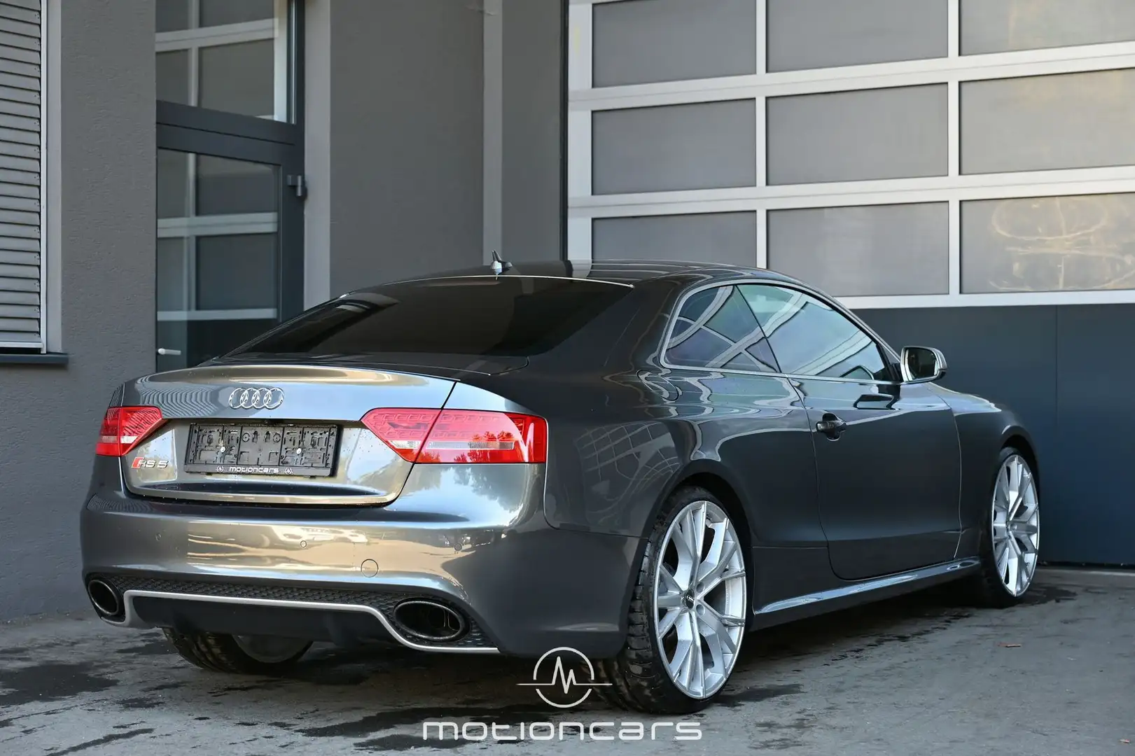 Audi RS5 RS 5 4.2 FSI quattro Silber - 2