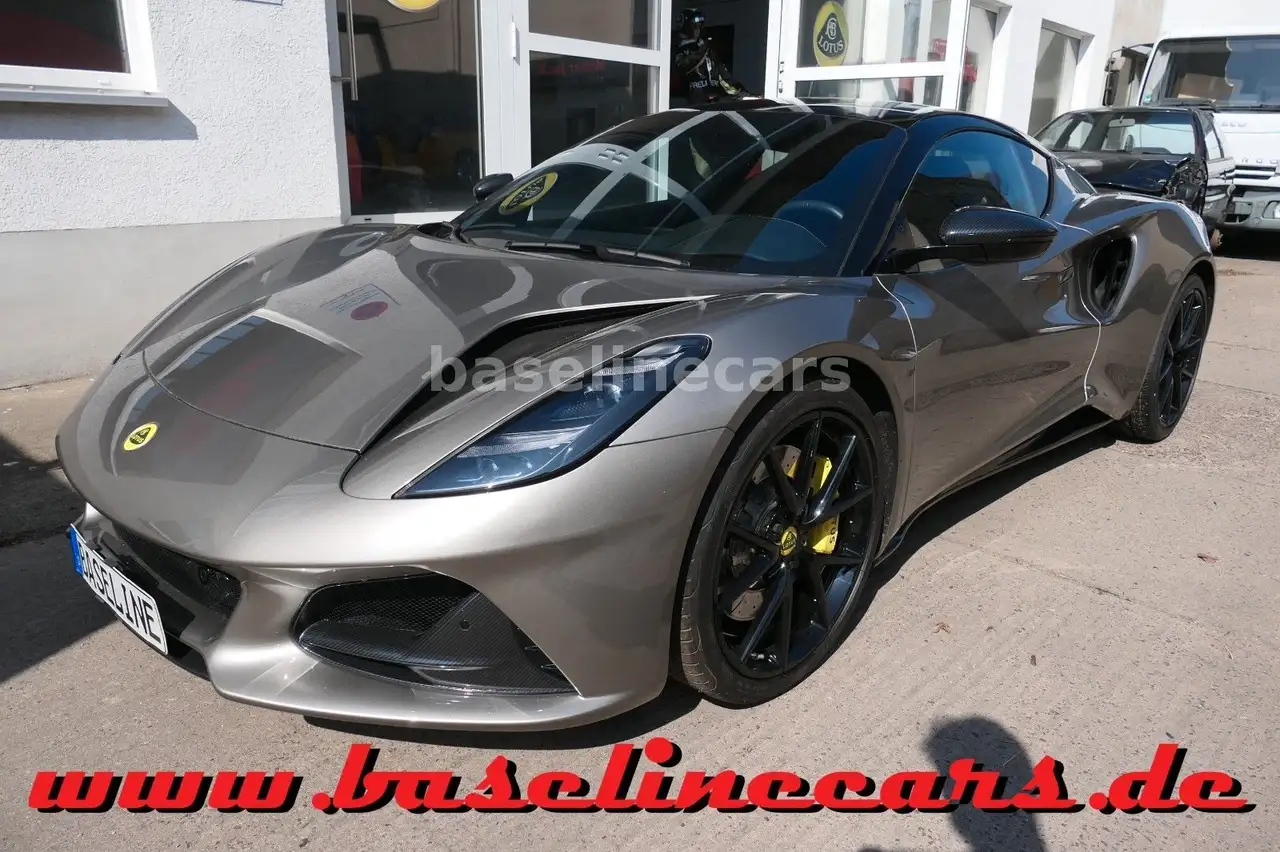 Lotus Emira