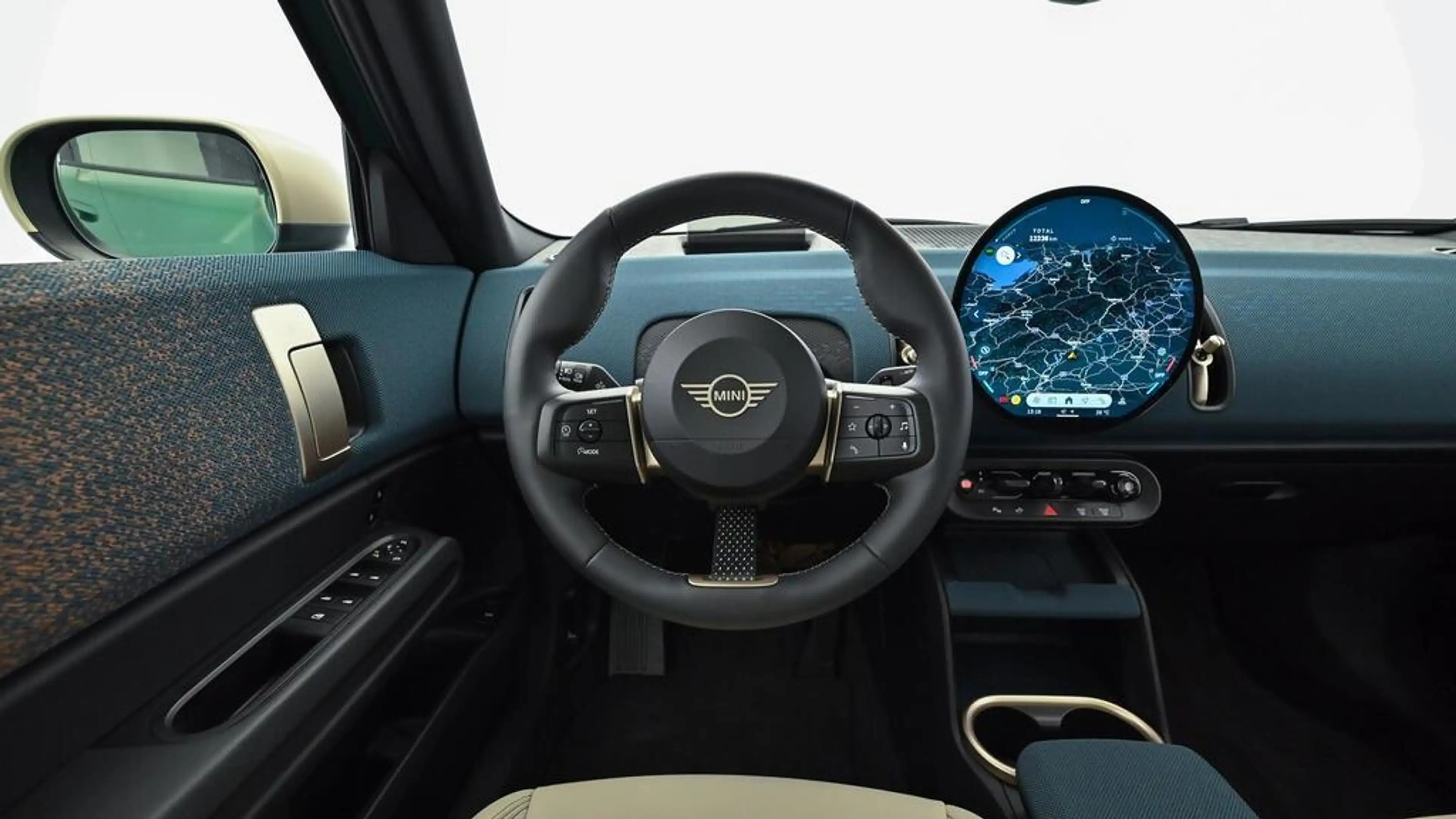 MINI Countryman D — photo 11