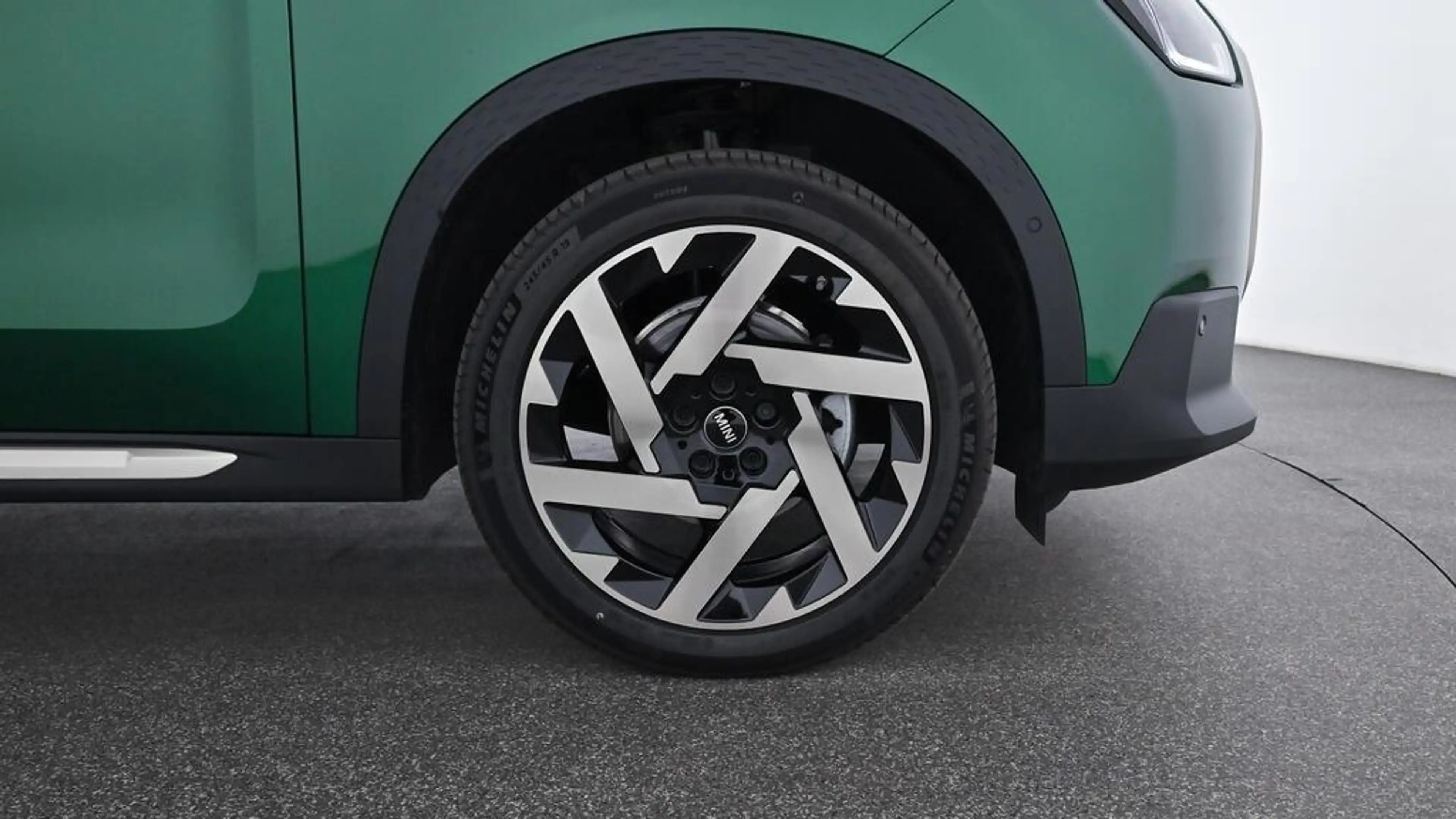 MINI Countryman D — photo 19