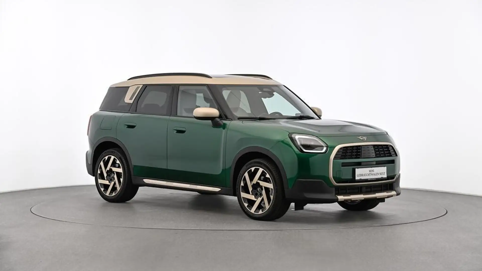 MINI Countryman D Grün - 1